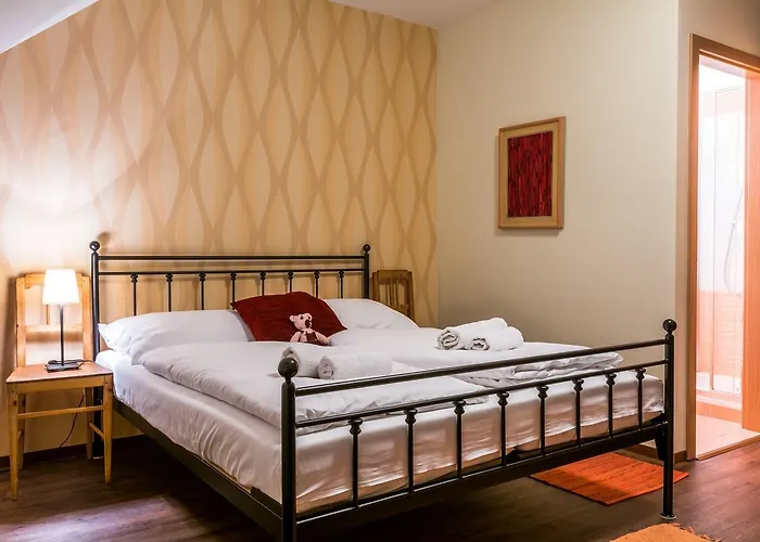 Statek Ceska Lipa Myslovice 3* קלאטובי