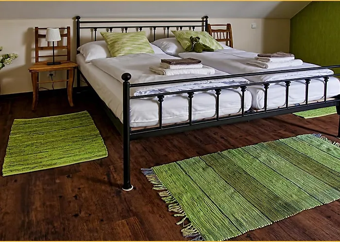 Statek Ceska Lipa Myslovice Pensionat 3*